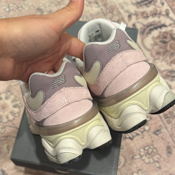 New Balance Pink and Cream Sneakers - Picture 2 of 6